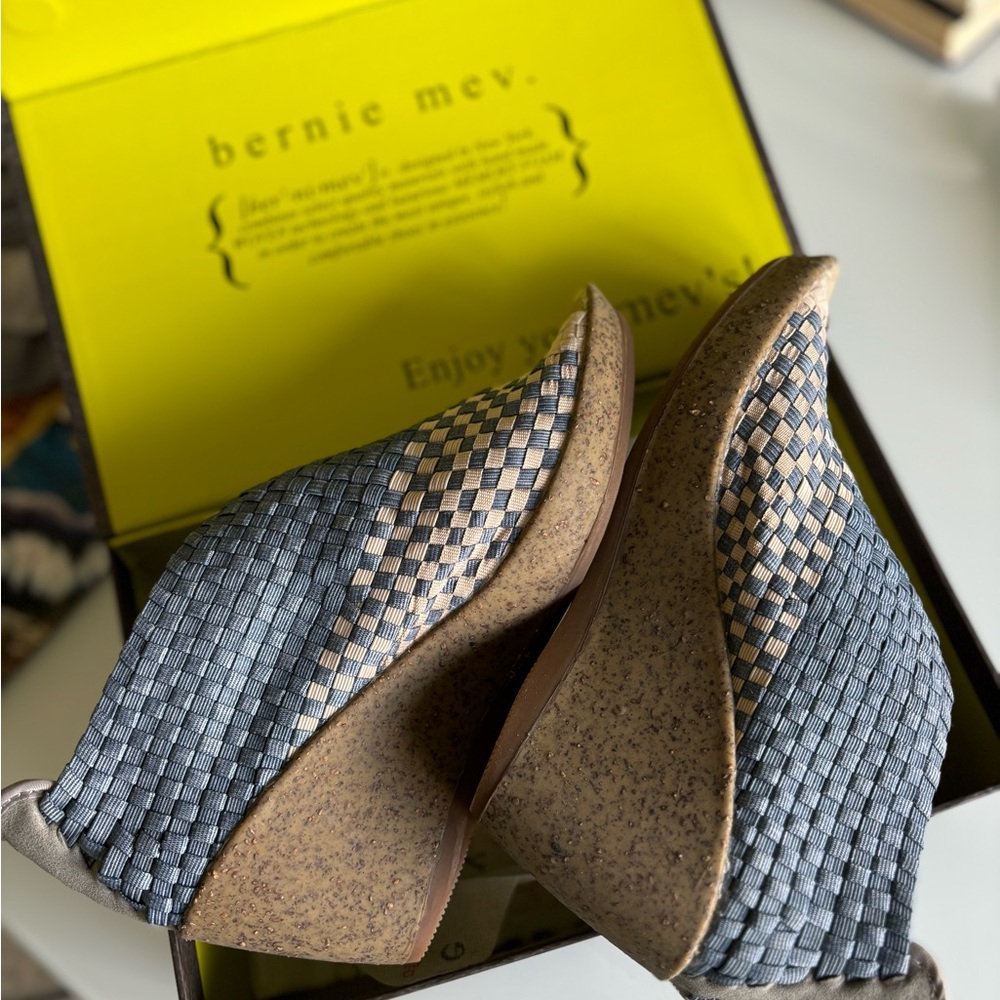 bernie mev. Blue and Tan Woven Wedges